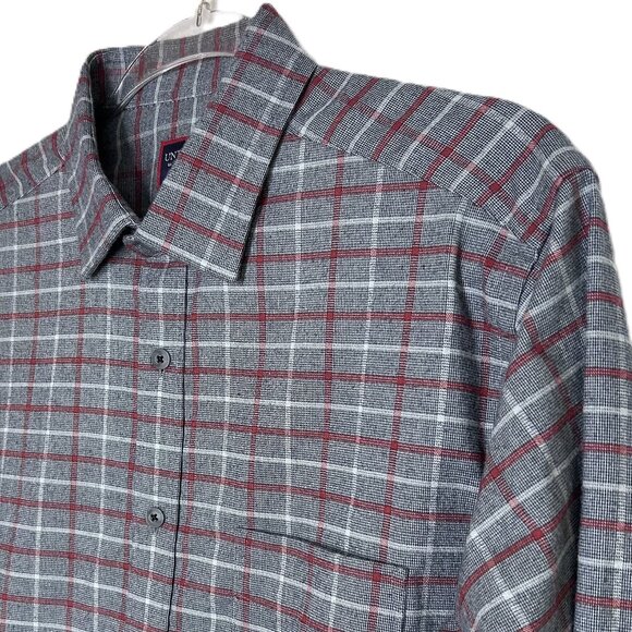 Untuckit Shirt Men's‎ Medium Gray-Red Plaid Long Sleeve Poly Blend Button Up - Picture 2 of 10